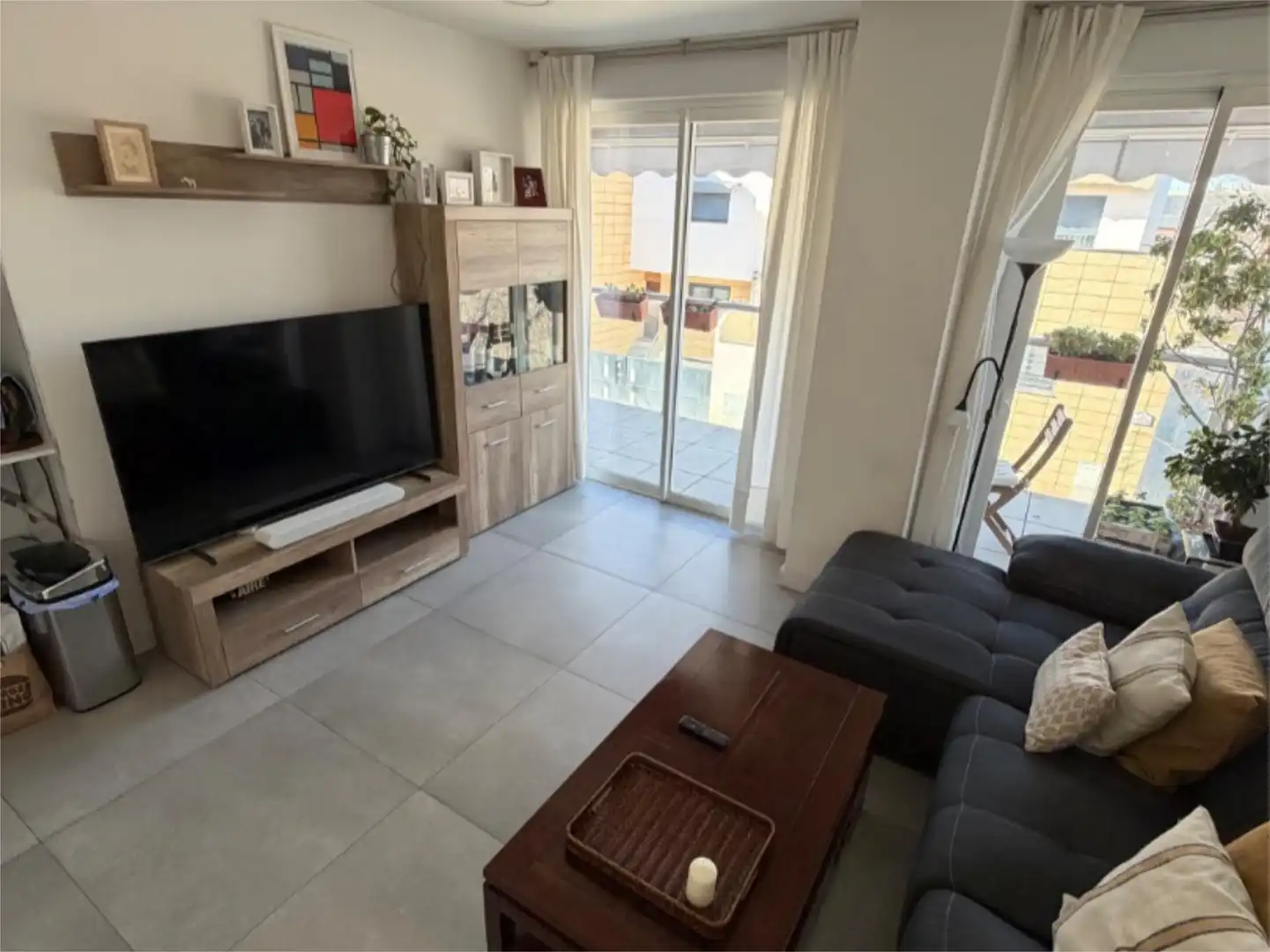 Flat for sale in Calle Alheli, 32, Poniente Living room of Flat for sale in Armilla with Air Conditioner, Terrace and Swimming Pool