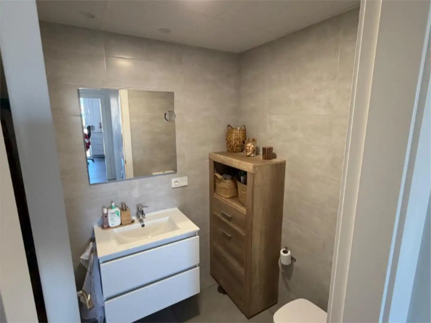 Flat for sale in Calle Alheli, 32, Poniente Bathroom of Flat for sale in Armilla with Air Conditioner, Terrace and Swimming Pool