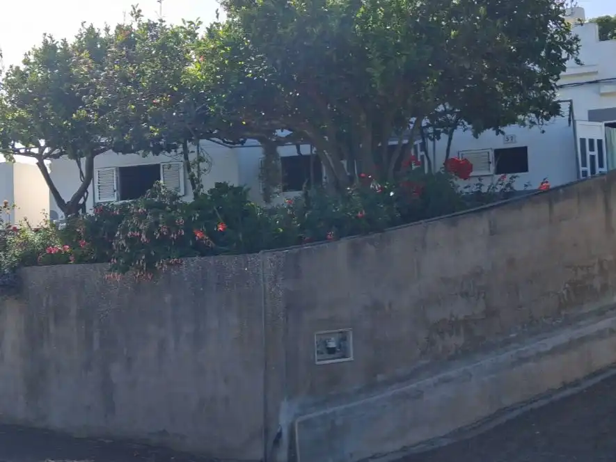 Außenansicht von Wohnung zum Verkauf in Santa María de Guía de Gran Canaria mit Terrasse