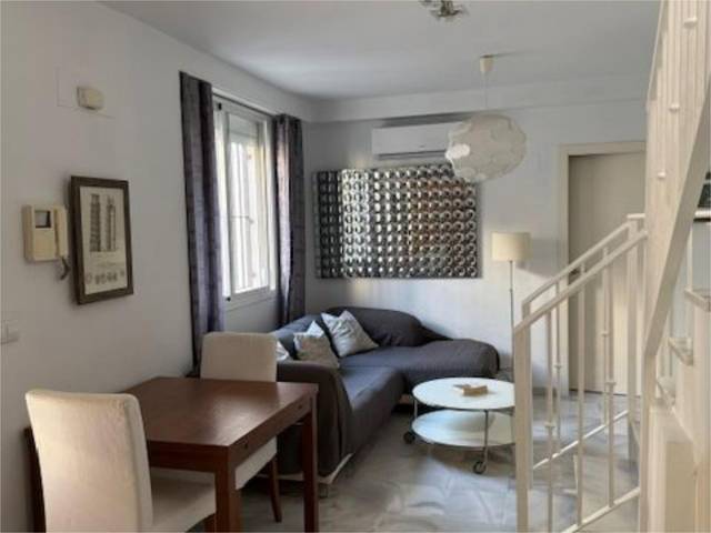 Ático en Alquiler en Don Fadrique, 15 en Doctor Barraquer - G. Renfe - Policlínico