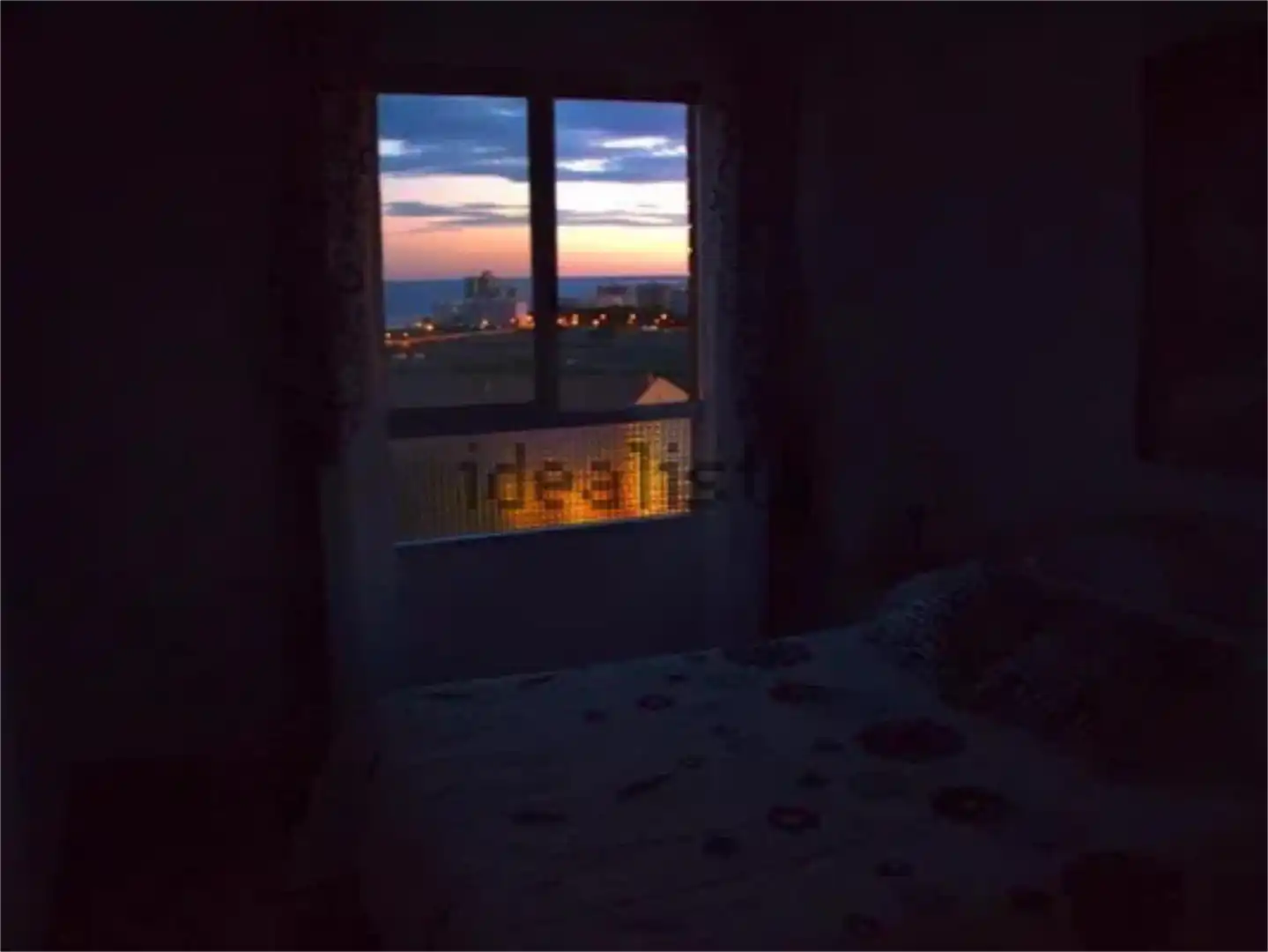 Flat for rent in Campello Playa Bedroom of Flat for rent in El Campello with Air Conditioner, Terrace and Swimming Pool
