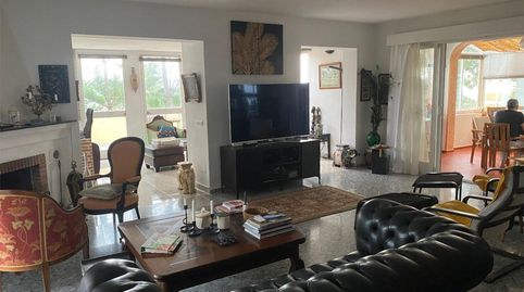 Foto 3 de Finca rústica en venta en Avenida de la Resina, 71, La Concha - Resina Golf, Estepona