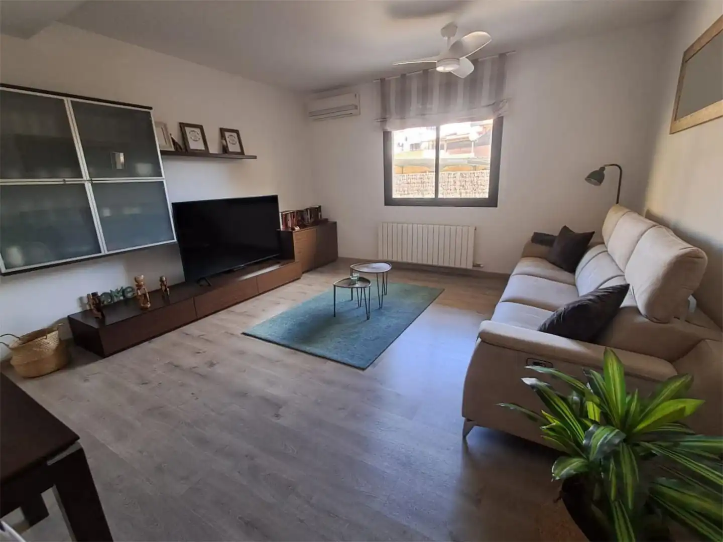 Flat for sale in Carrer Pompeu Fabra, 17, Sant Celoni Living room of Flat for sale in Sant Celoni with Air Conditioner and Terrace