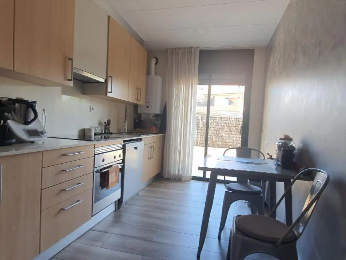 Flat for sale in Carrer Pompeu Fabra, 17, Sant Celoni Kitchen of Flat for sale in Sant Celoni with Air Conditioner and Terrace