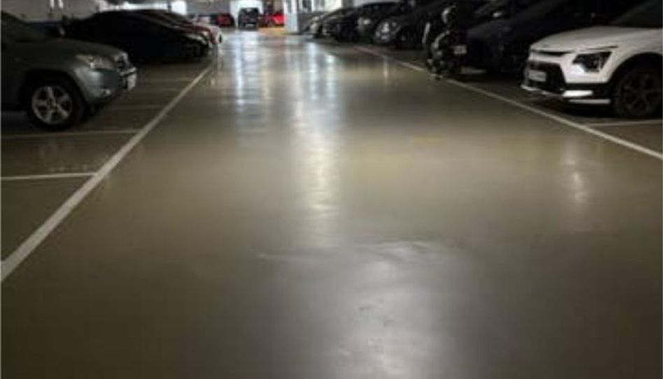 Garage zur Miete in Canyelles, Barcelona Capital - Bild 1 Foto 1 von Garage zur Miete in Canyelles, Barcelona Capital