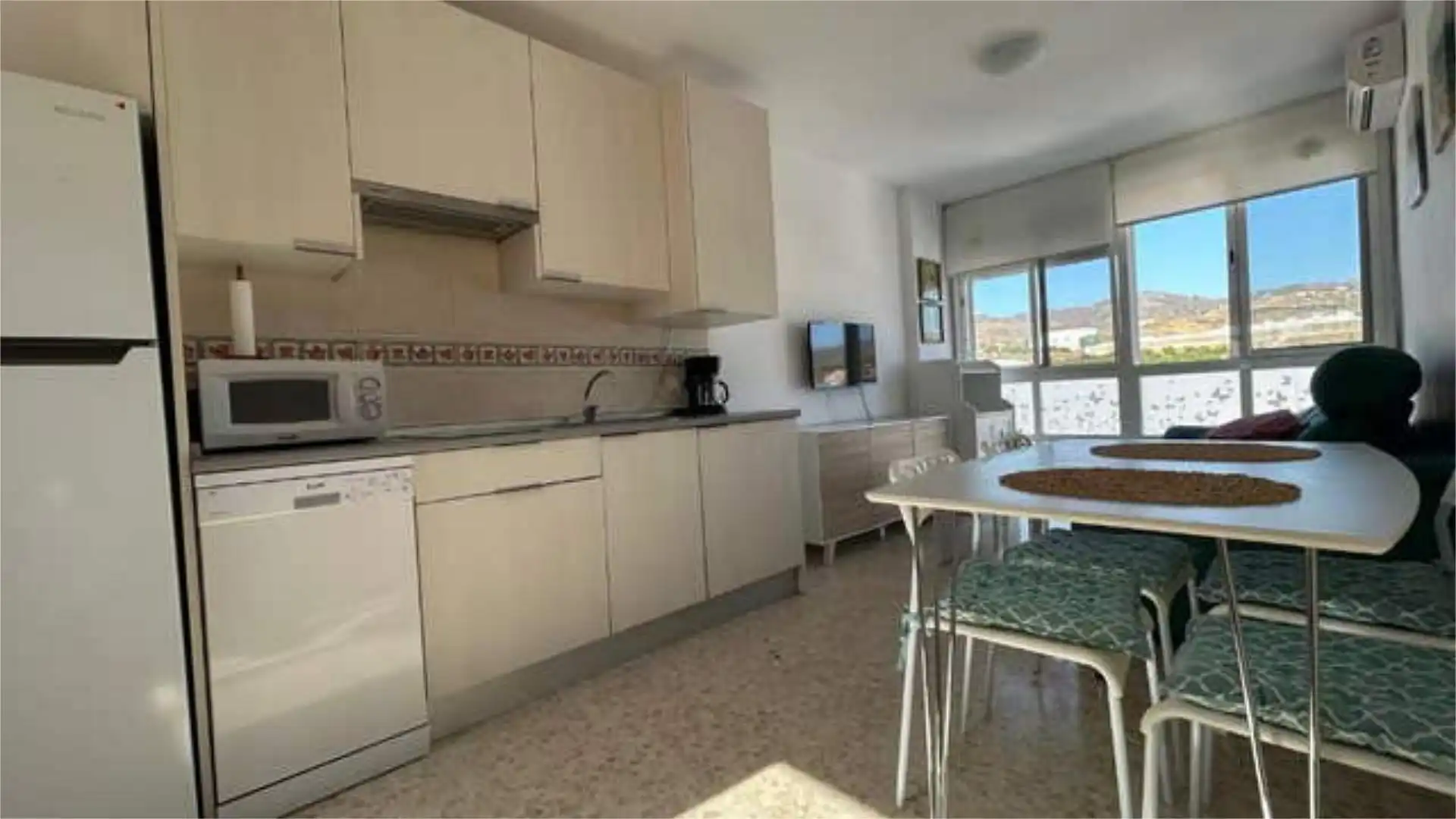 Flat for rent in Urbanización Santa Rosa