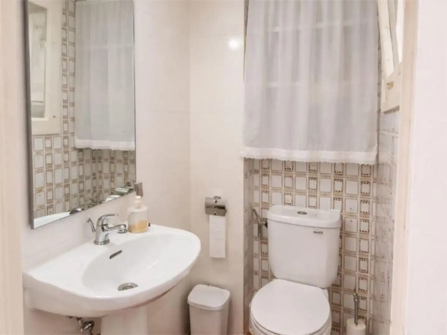 Wohnung zum Verkauf in Carrer Pau Casals, 29, L'Ametlla de Mar Badezimmer von Wohnung zum Verkauf in L'Ametlla de Mar mit Terrasse und Balkon