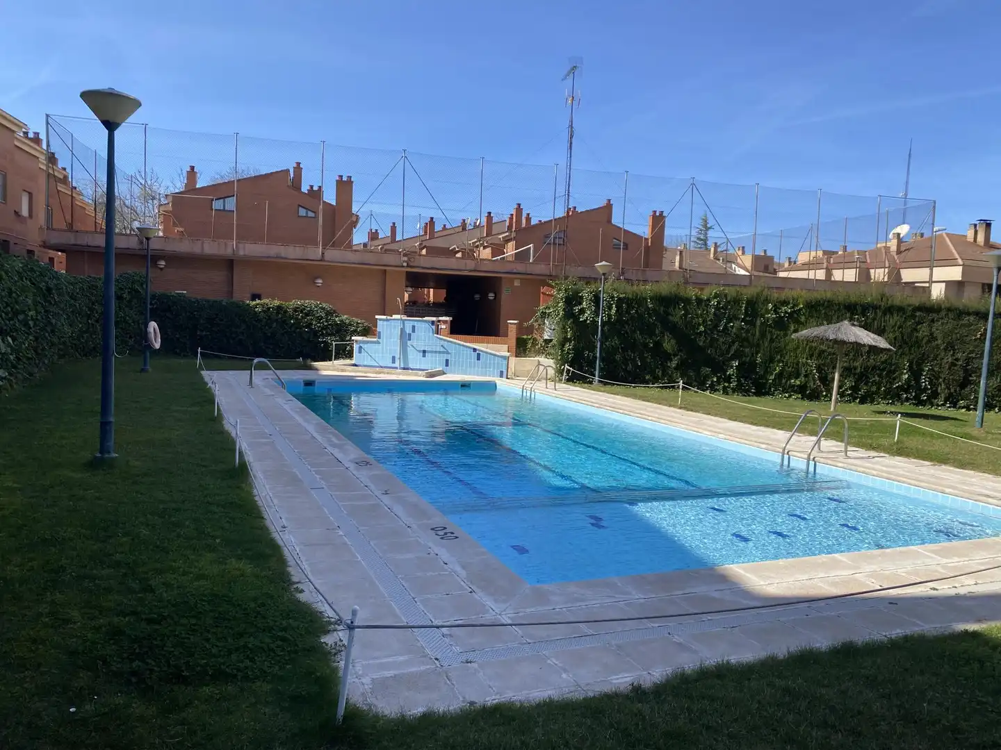 Detached homes for sale in Urbanización las Adelfas, 5, Ruiseñores Swimming pool of Detached homes for sale in Zaragoza with Air Conditioner, Heating and Terrace