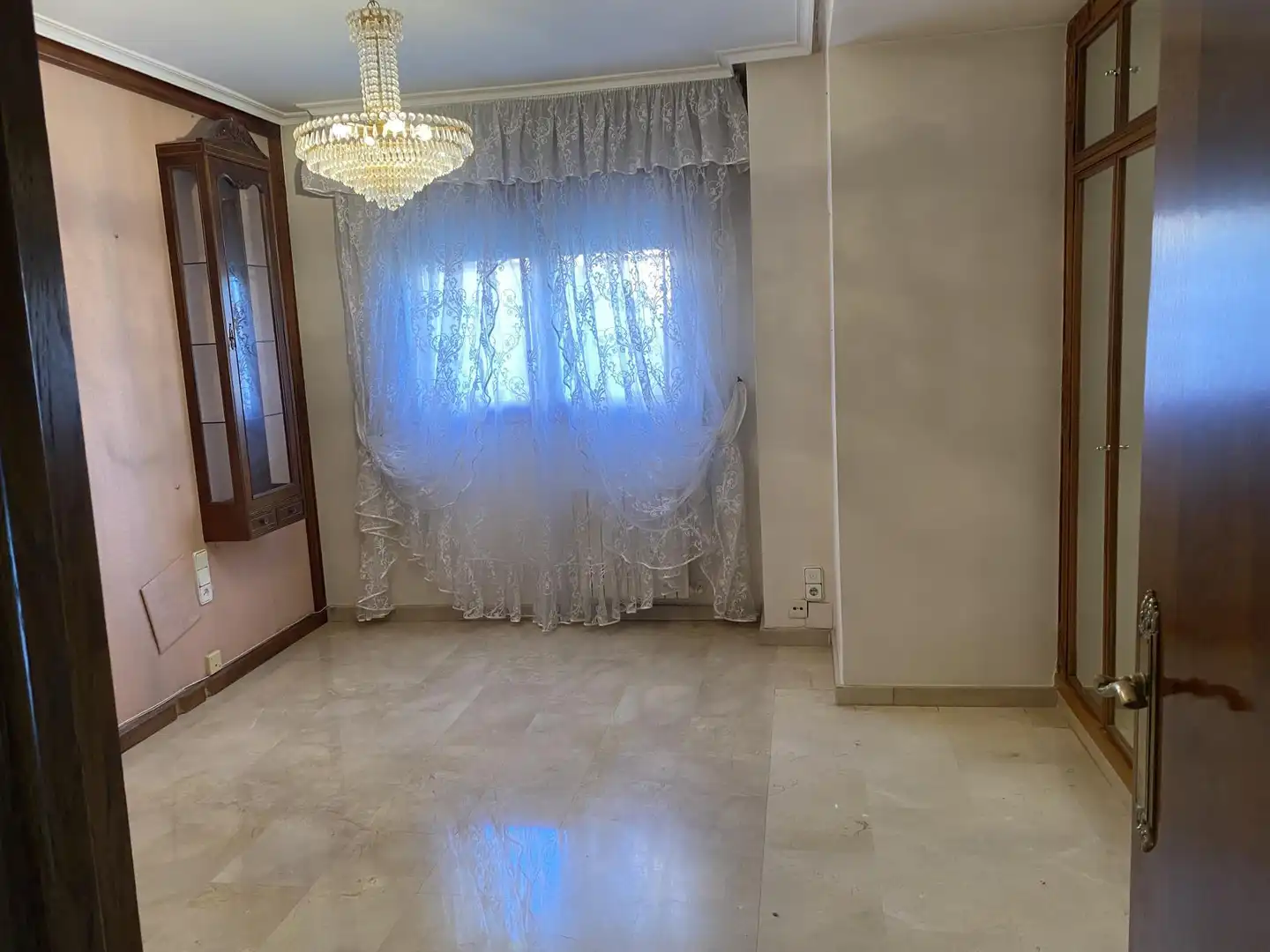 Detached homes for sale in Urbanización las Adelfas, 5, Ruiseñores Bedroom of Detached homes for sale in Zaragoza with Air Conditioner, Heating and Terrace