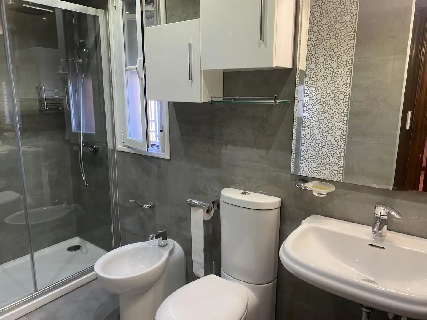 Detached homes for sale in Urbanización las Adelfas, 5, Ruiseñores Bathroom of Detached homes for sale in Zaragoza with Air Conditioner, Heating and Terrace