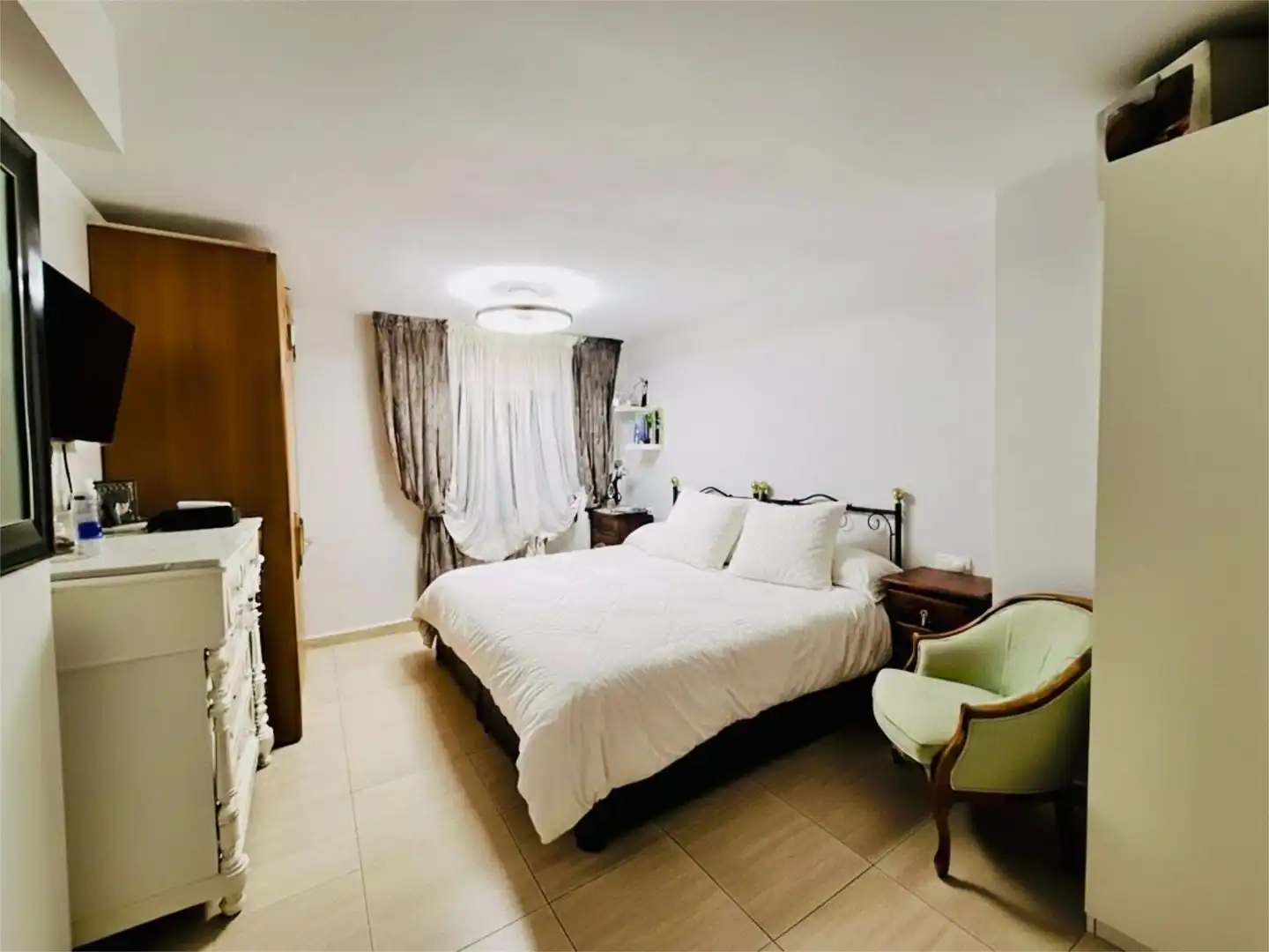 Habitación de Piso en venta en La Nucia con Aire acondicionado, Calefacción y Jardín privado
