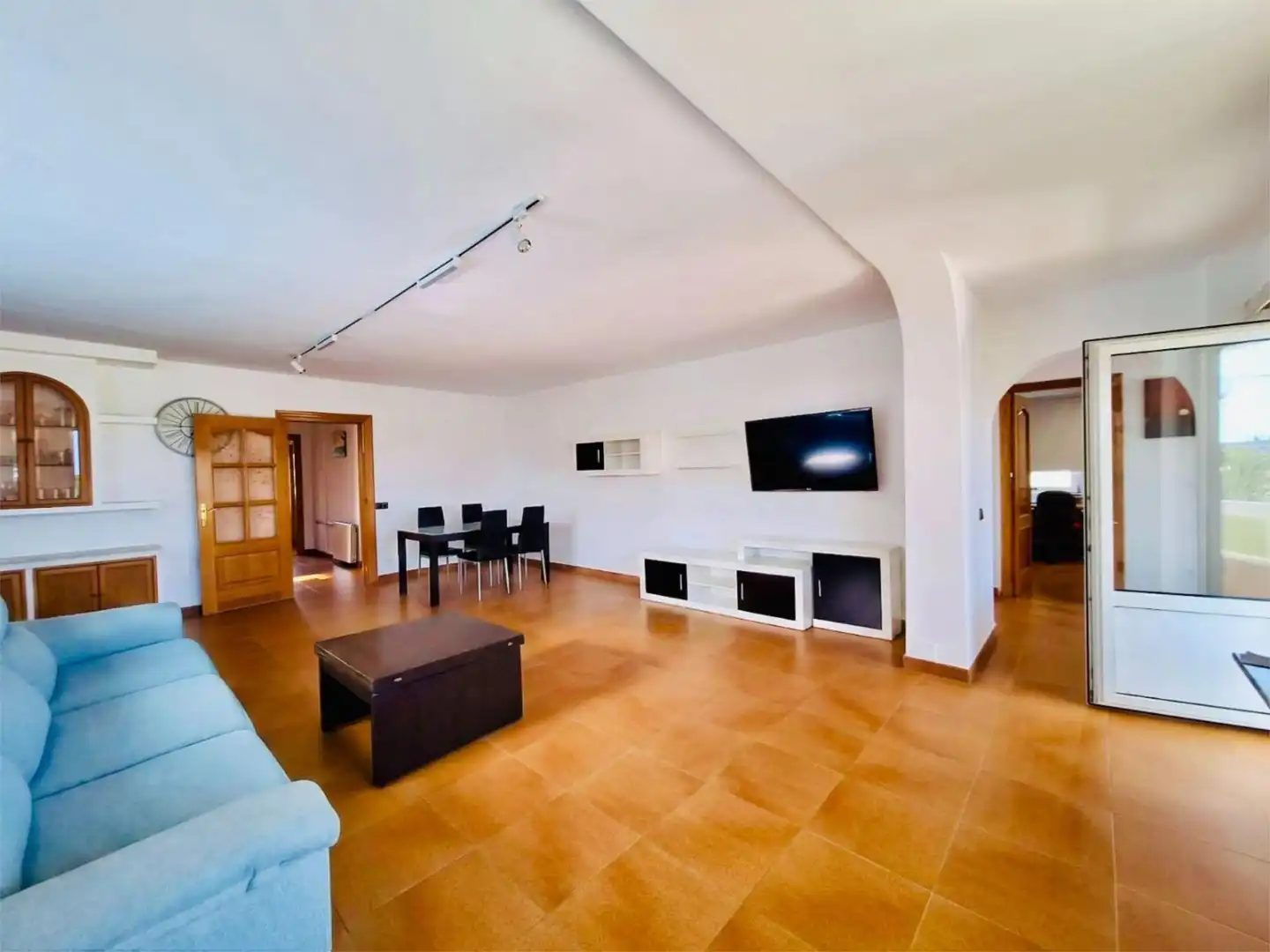 Sala de estar de Piso en venta en La Nucia con Aire acondicionado, Calefacción y Jardín privado
