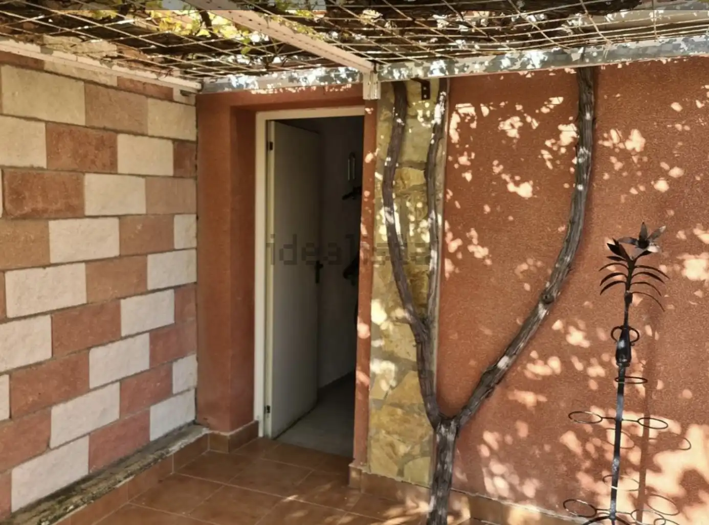 Houses for sale in Diseminado Tenteson Bellavista, 56, Puente Jontoya - Puente de la Sierra - El Arroyo Balcony of Houses for sale in Jaén with Air Conditioner, Private garden and Terrace