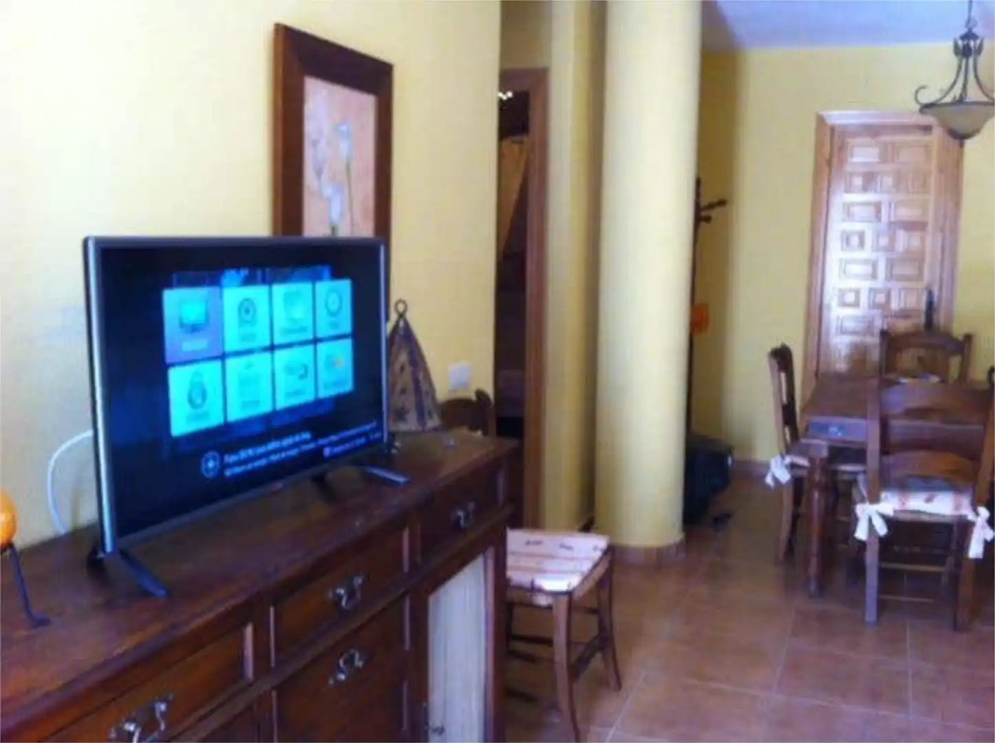 Apartamento de alquiler en Tahivilla Sala de estar de Apartamento de alquiler en Tarifa con Jardín privado, Terraza y Piscina