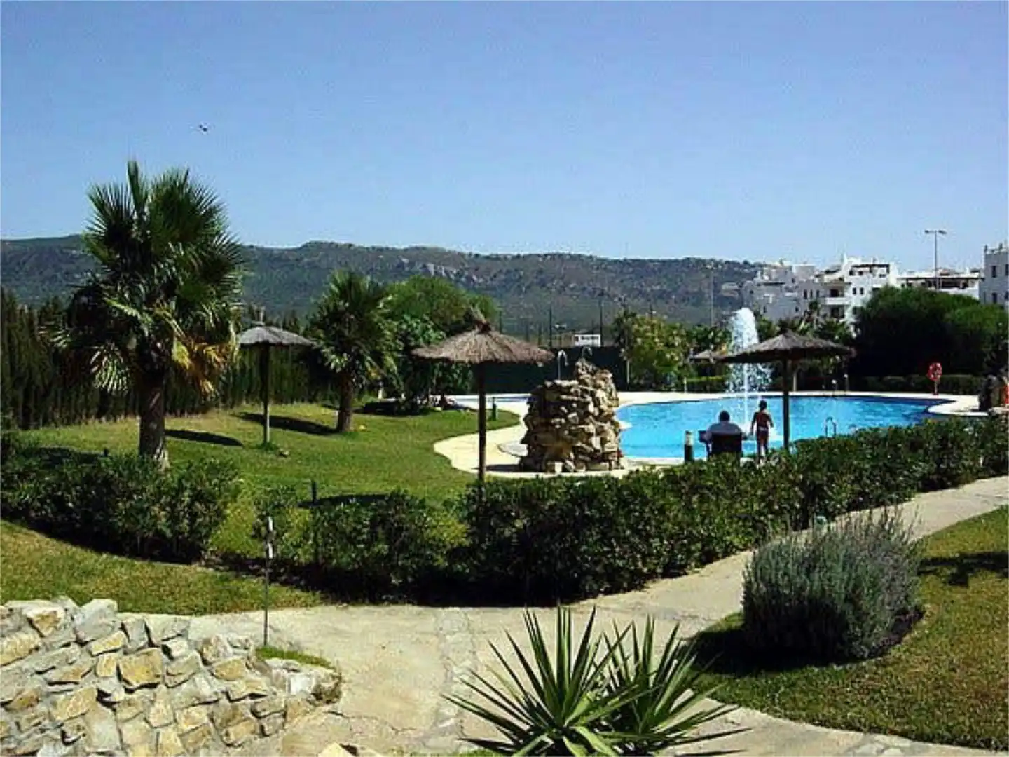 Apartamento de alquiler en Tahivilla Piscina de Apartamento de alquiler en Tarifa con Jardín privado, Terraza y Piscina