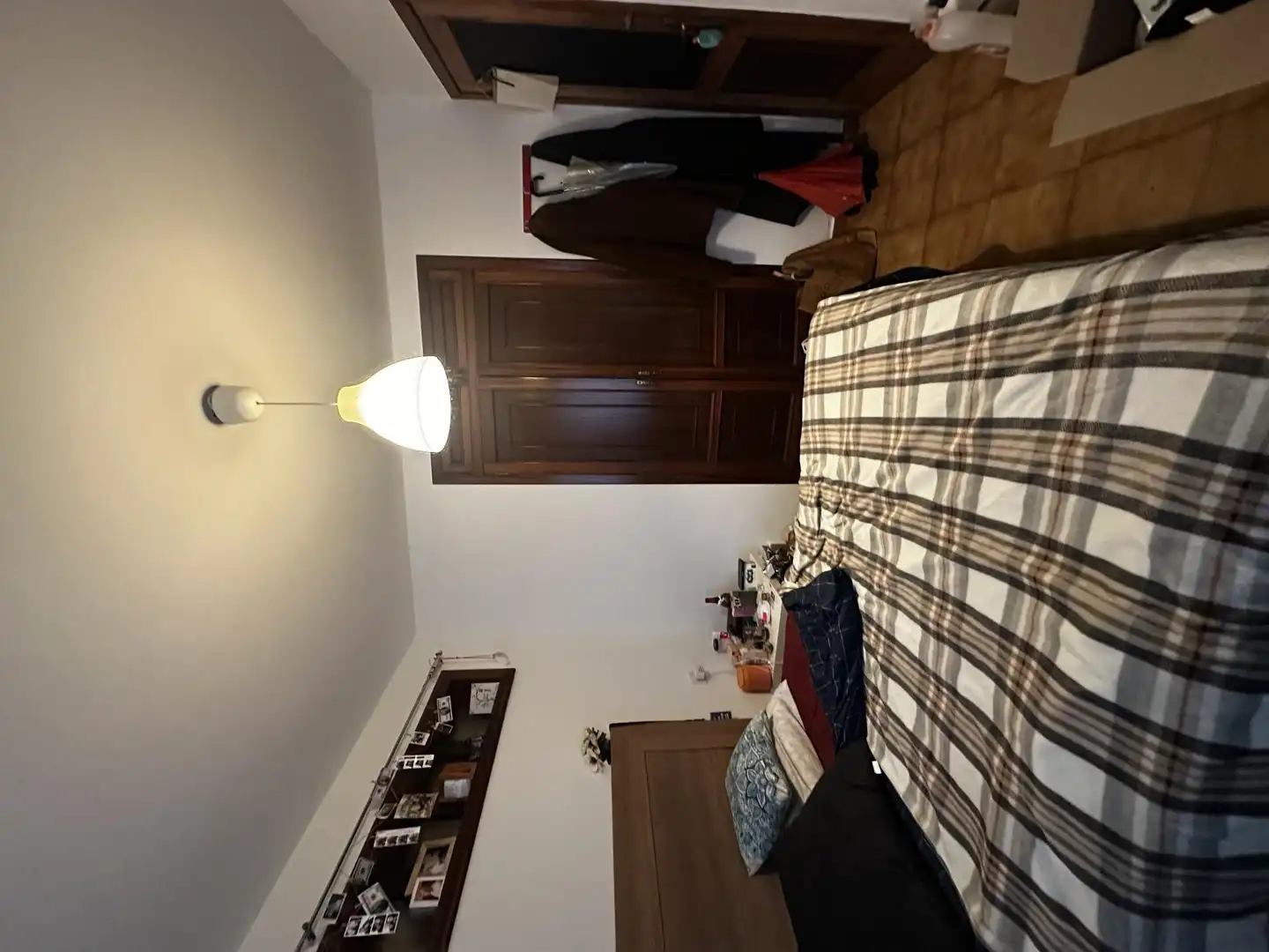 Habitación de Piso para compartir en Santiago de Compostela  con Calefacción, Trastero y Amueblado