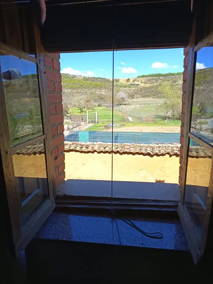 Finca rústica en venda a Calle Arriba, Gradefes Piscina de Finca rústica en venda en Gradefes amb Jardí privat, Terrassa i Traster