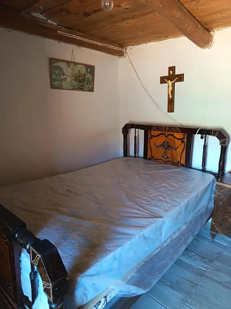 Finca rústica en venda a Calle Arriba, Gradefes Dormitori de Finca rústica en venda en Gradefes amb Jardí privat, Terrassa i Traster