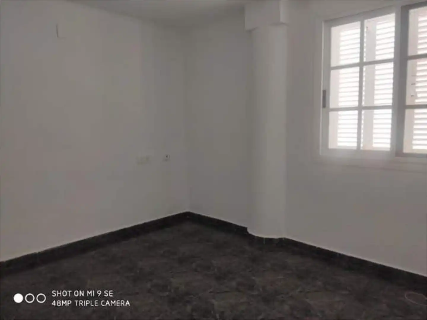 Habitación de Piso en venta en Serra con Terraza y Trastero