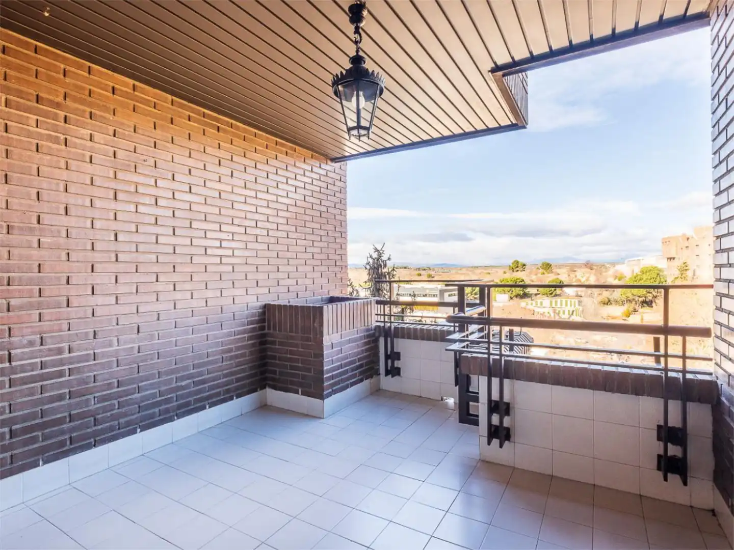 Terrace of Flat for sale in  Madrid Capital  with Heating, Private garden and Parquet flooring