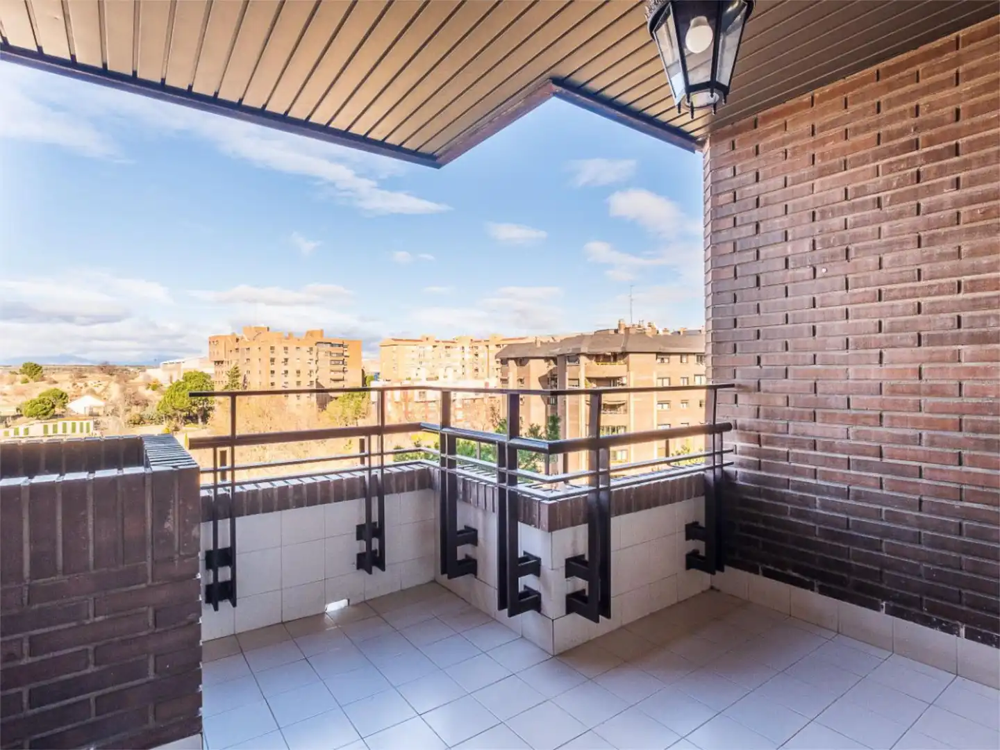Flat for sale in Calle de Nuria, 93, Mirasierra Balcony of Flat for sale in Madrid Capital with Terrace, Swimming Pool and Balcony