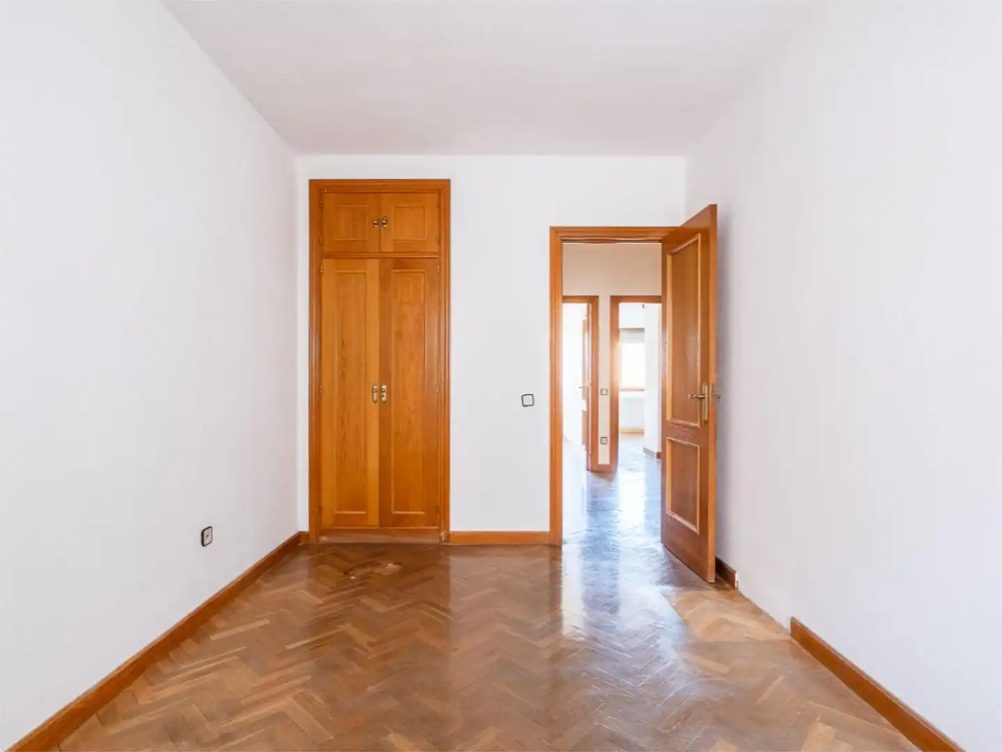Flat for sale in Calle de Nuria, 93, Mirasierra Flat for sale in Madrid Capital with Terrace, Swimming Pool and Balcony