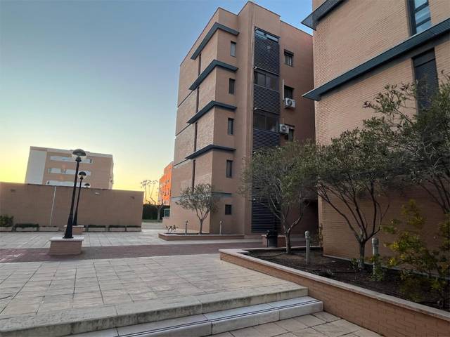 Piso en Venta en Calle Montería, 2 en Santa María - Pio XII