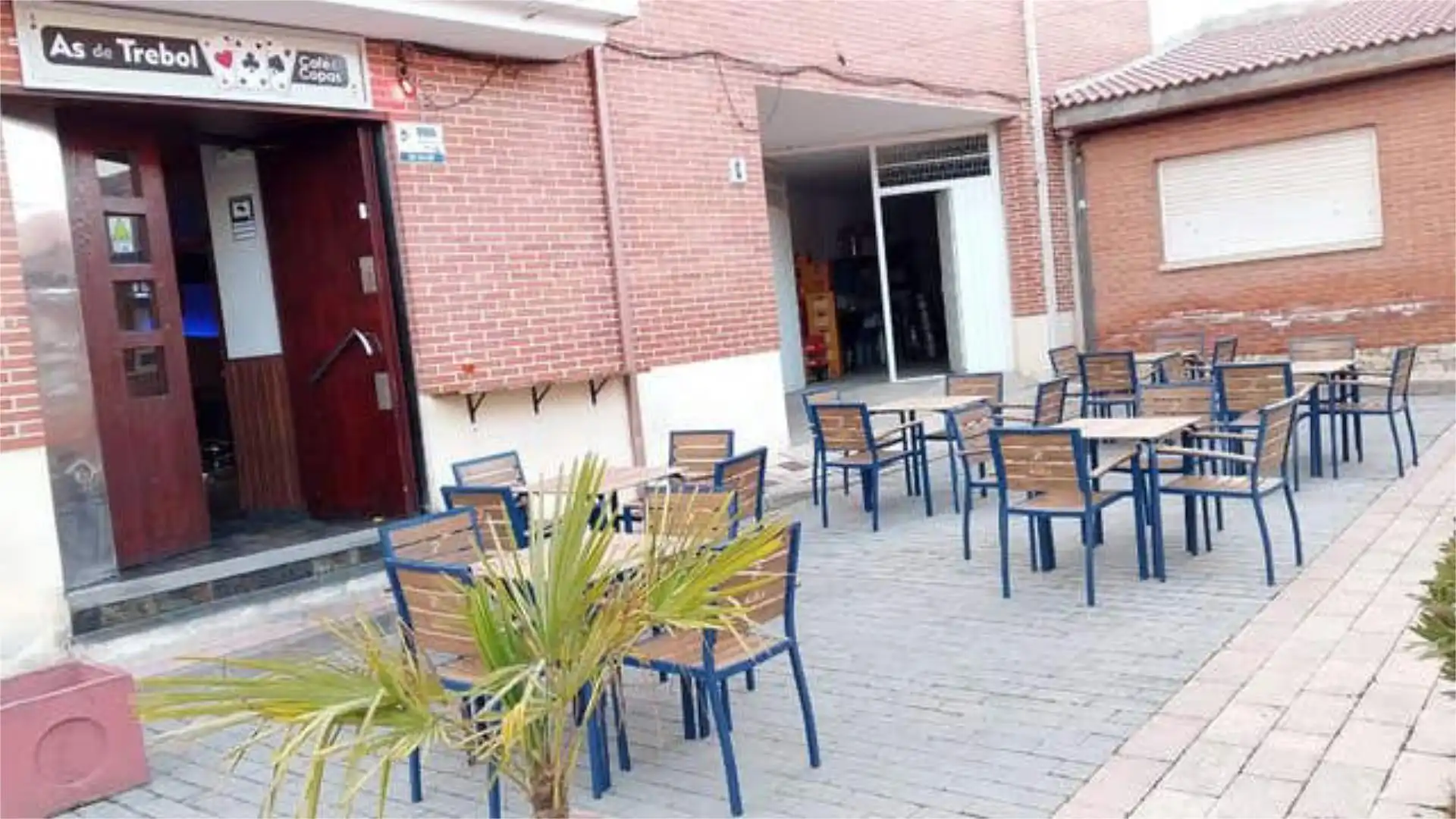Local de alquiler en Fuensaldaña con Aire acondicionado