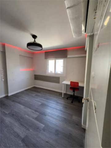 Piso en Venta en Parque Ayala - Jardín de la Abadía - Huelín