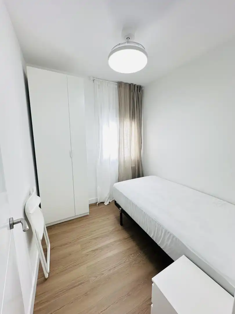 Room in Calle del Chimbo, 24, Abrantes
