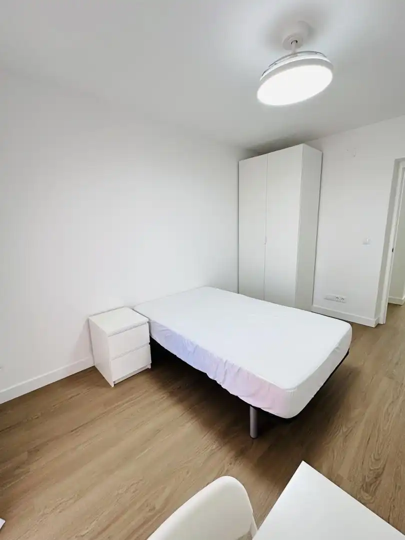 Room in Calle del Chimbo, 24, Abrantes