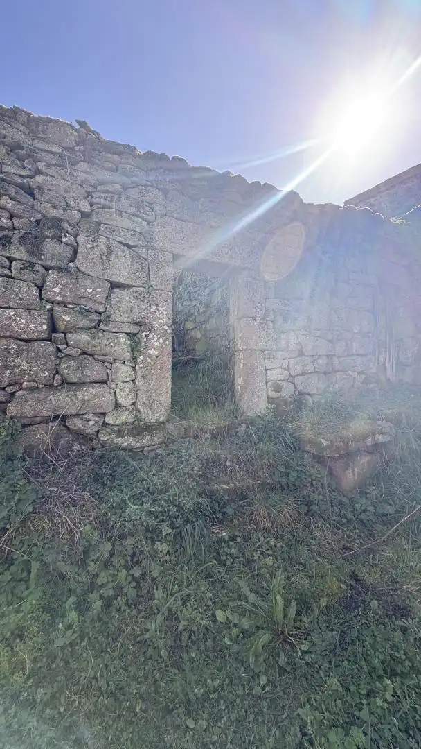 Vista exterior de Casa o xalet en venda en Xunqueira de Ambía amb Jardí privat
