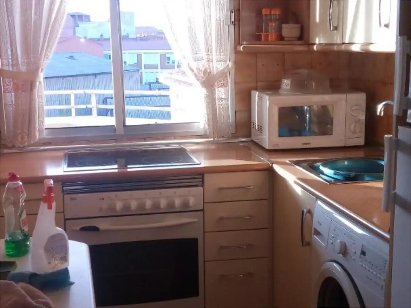 Cuina de Pis de lloguer en Valladolid amb Calefacció, Parquet i Terrassa