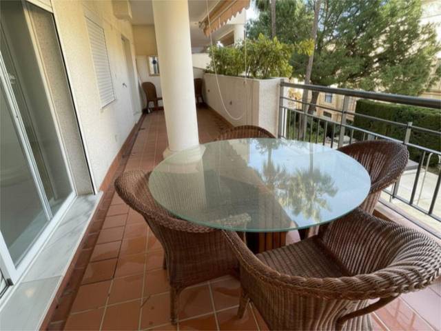 Piso en Venta en Calle Timón, 58 en Zona Centro Comercial Torrequebrada