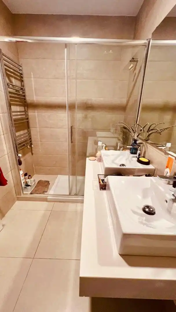 Bathroom of Flat for sale in Córdoba  with Air Conditioner, Heating and Private garden