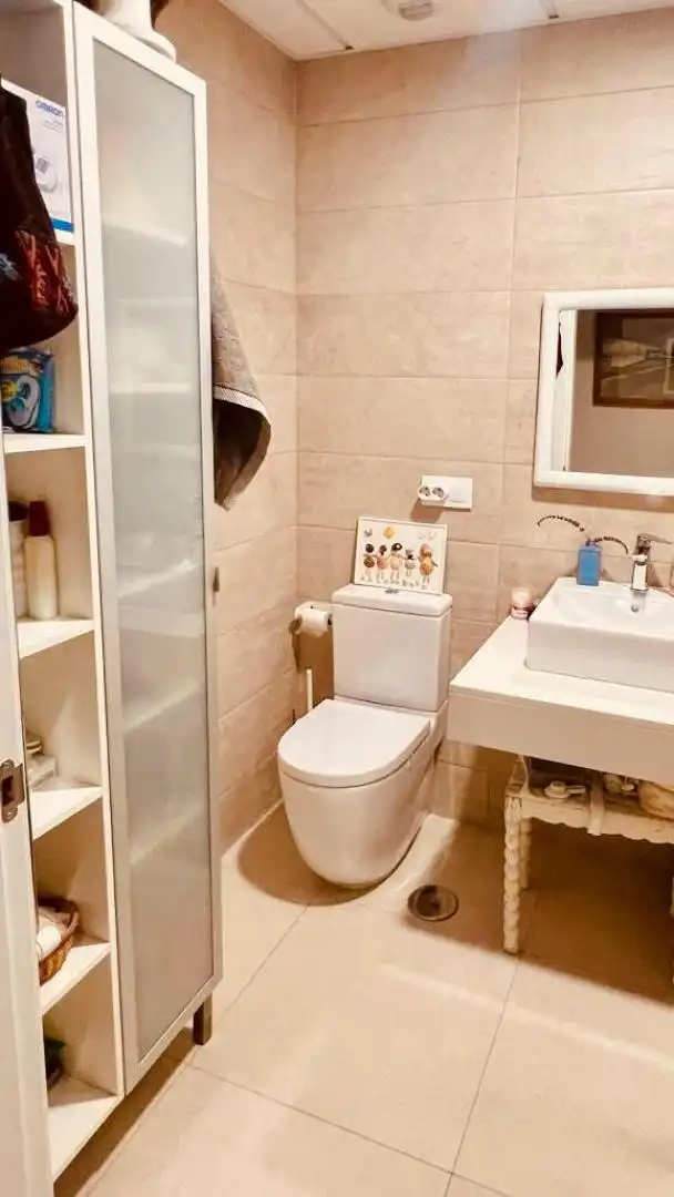Bathroom of Flat for sale in Córdoba  with Air Conditioner, Heating and Private garden