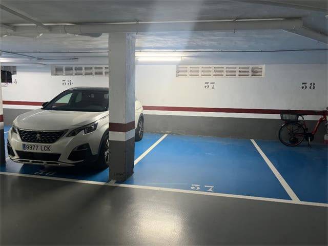 Garaje en Alquiler en Neguri