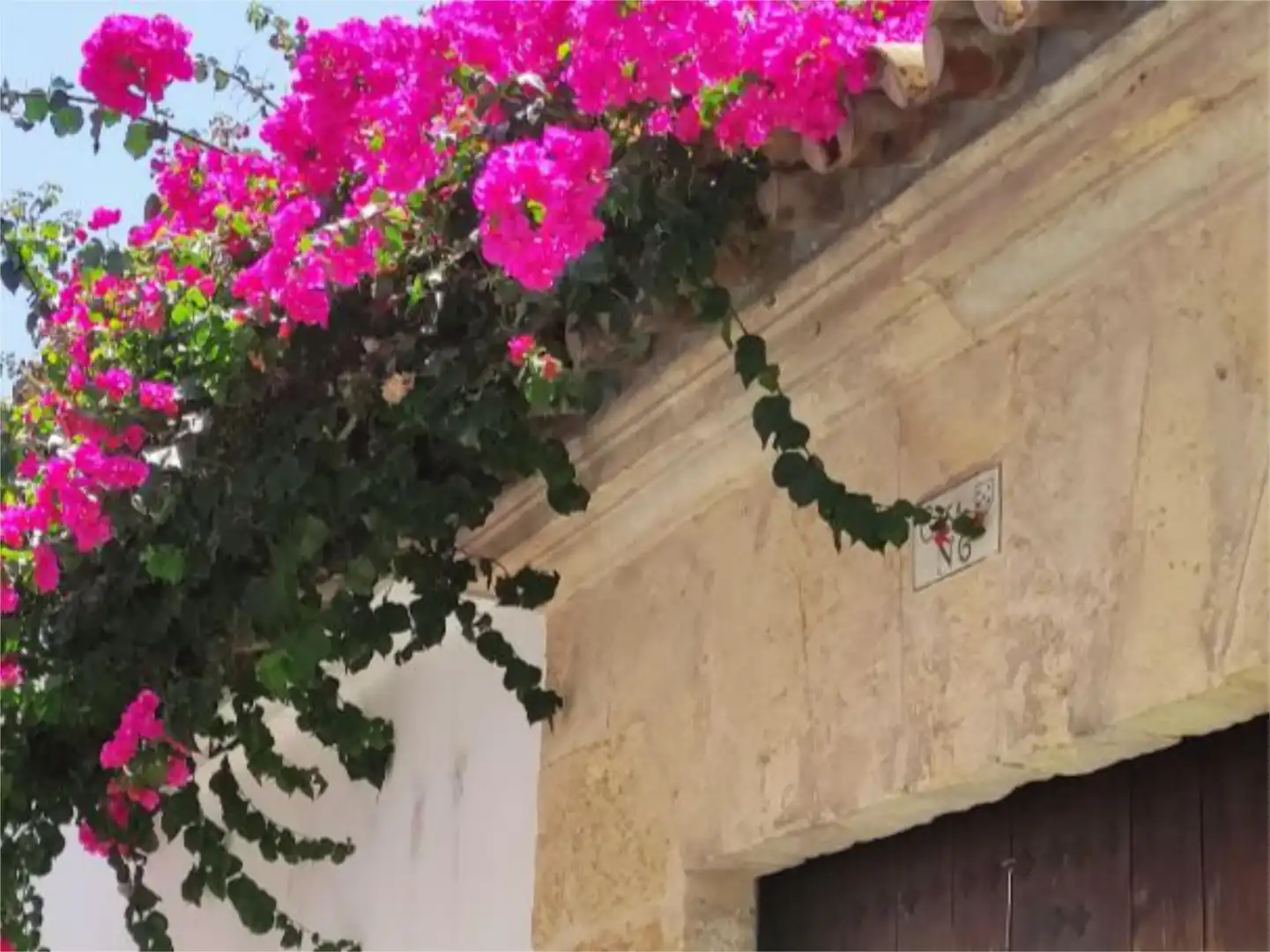 Exterior view of Apartments for rent in  Córdoba Capital  with Air Conditioner and Furnished