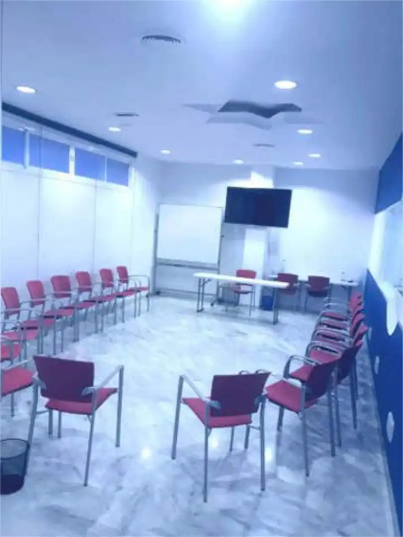 Oficina de lloguer a Cañero Oficina de lloguer en Córdoba amb Aire condicionat