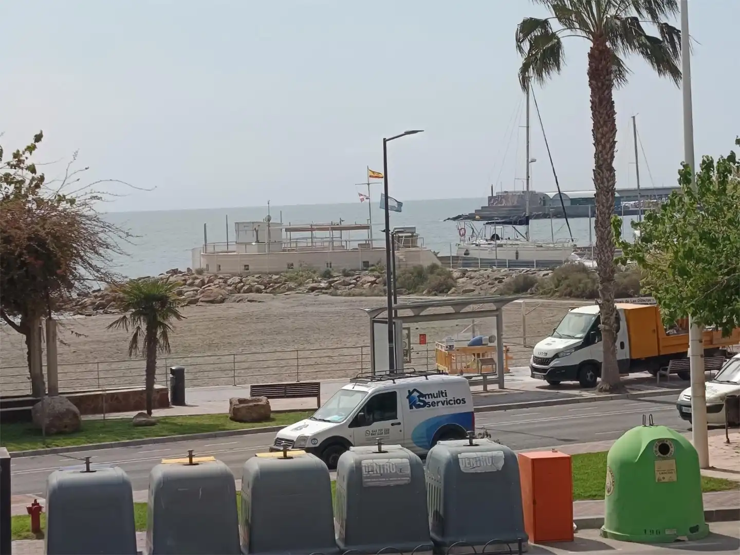 Aparcament de Pis en venda en Águilas amb Aire condicionat, Terrassa i Balcó