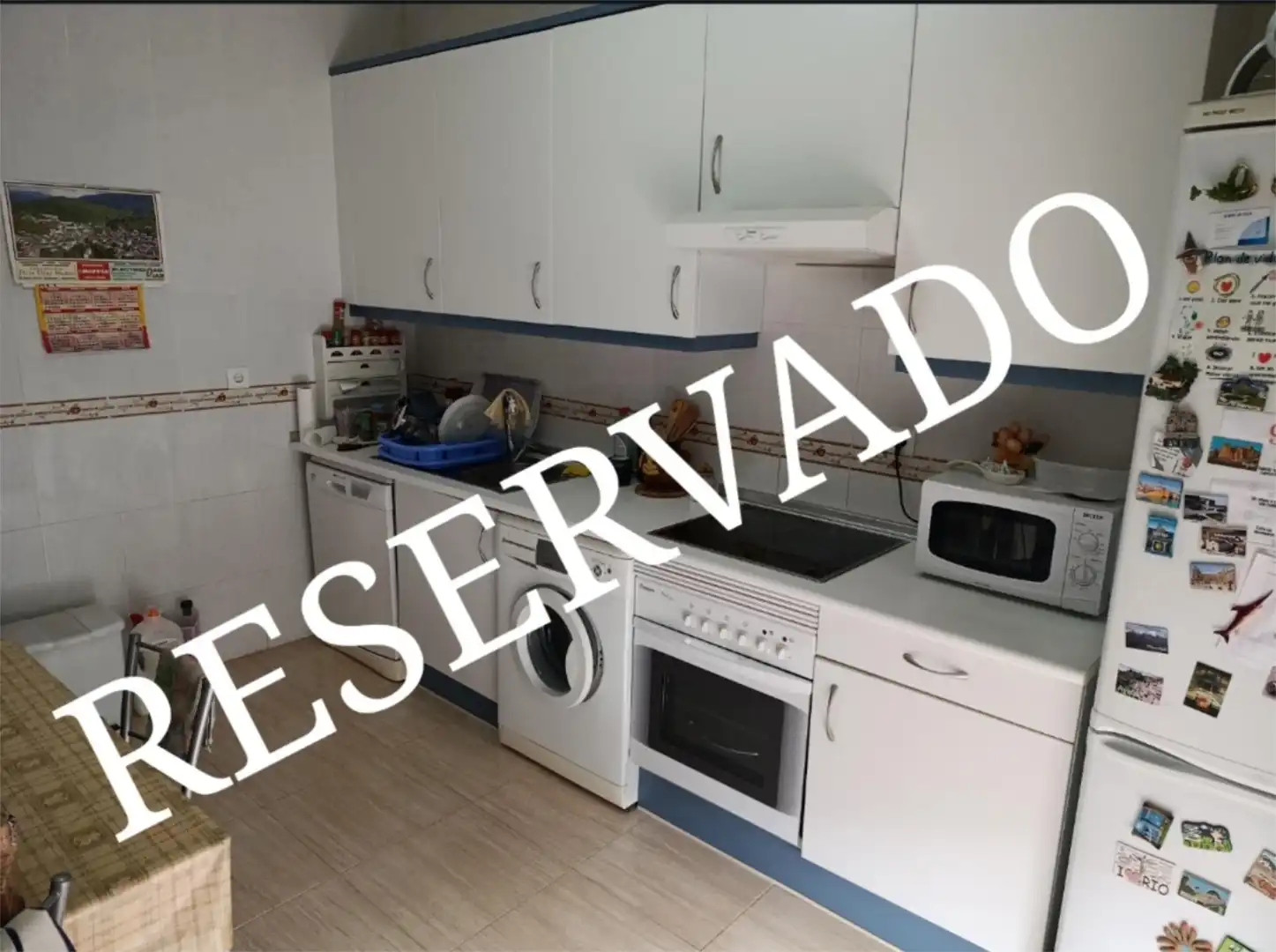 Cuina de Casa adosada en venda en Chozas de Canales amb Aire condicionat