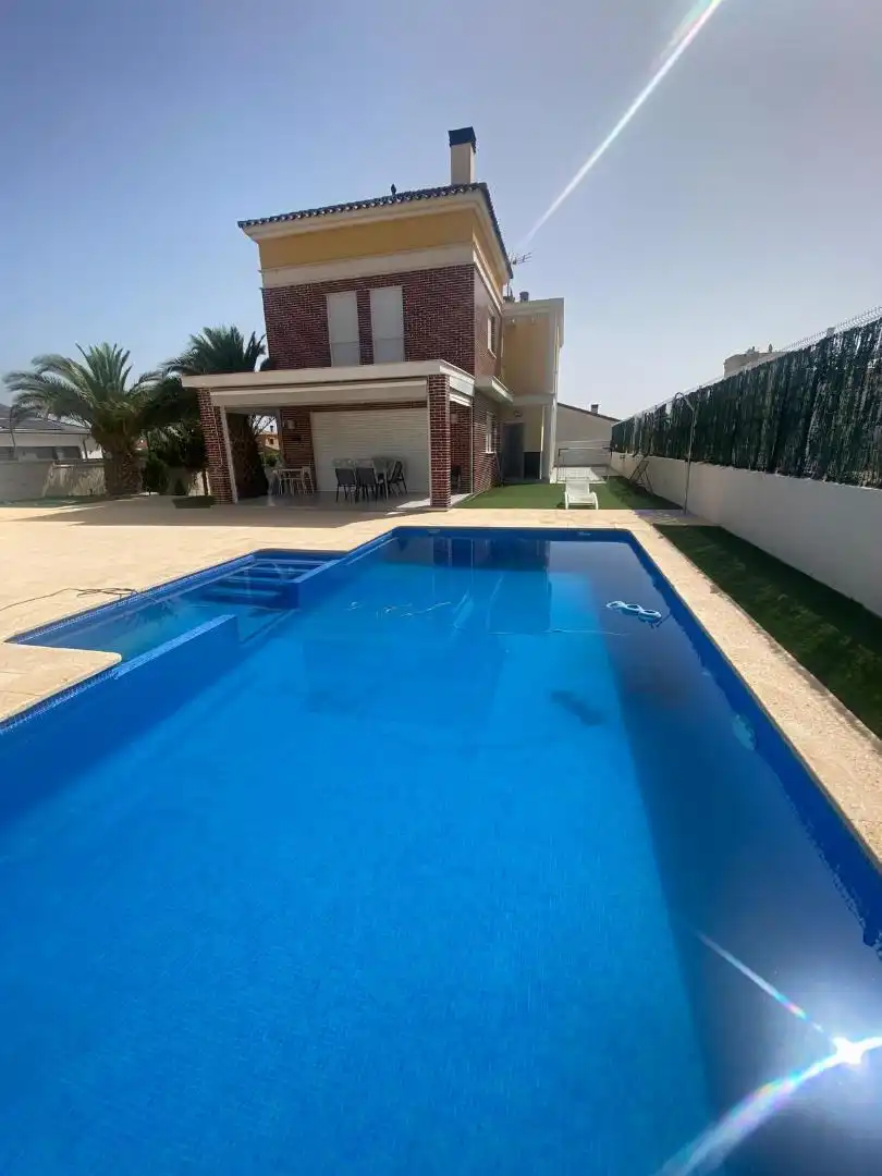 Casa o chalet en venta en Avenida Fuentes del Marqués, 23, Caravaca de la Cruz Piscina de Casa o chalet en venta en Caravaca de la Cruz con Balcón
