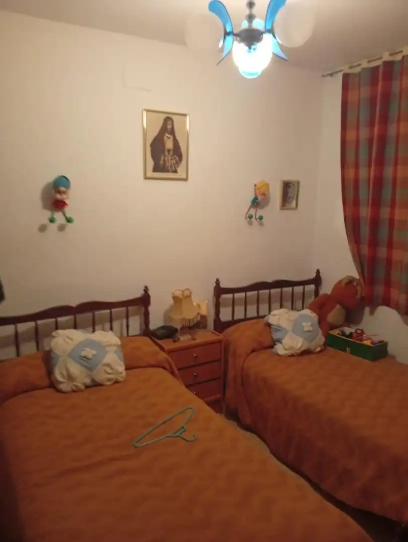 Piso en venta en Calle Alcalde Almazán, 10, La Solana Habitación de Piso en venta en La Solana con Aire acondicionado, Calefacción y Terraza