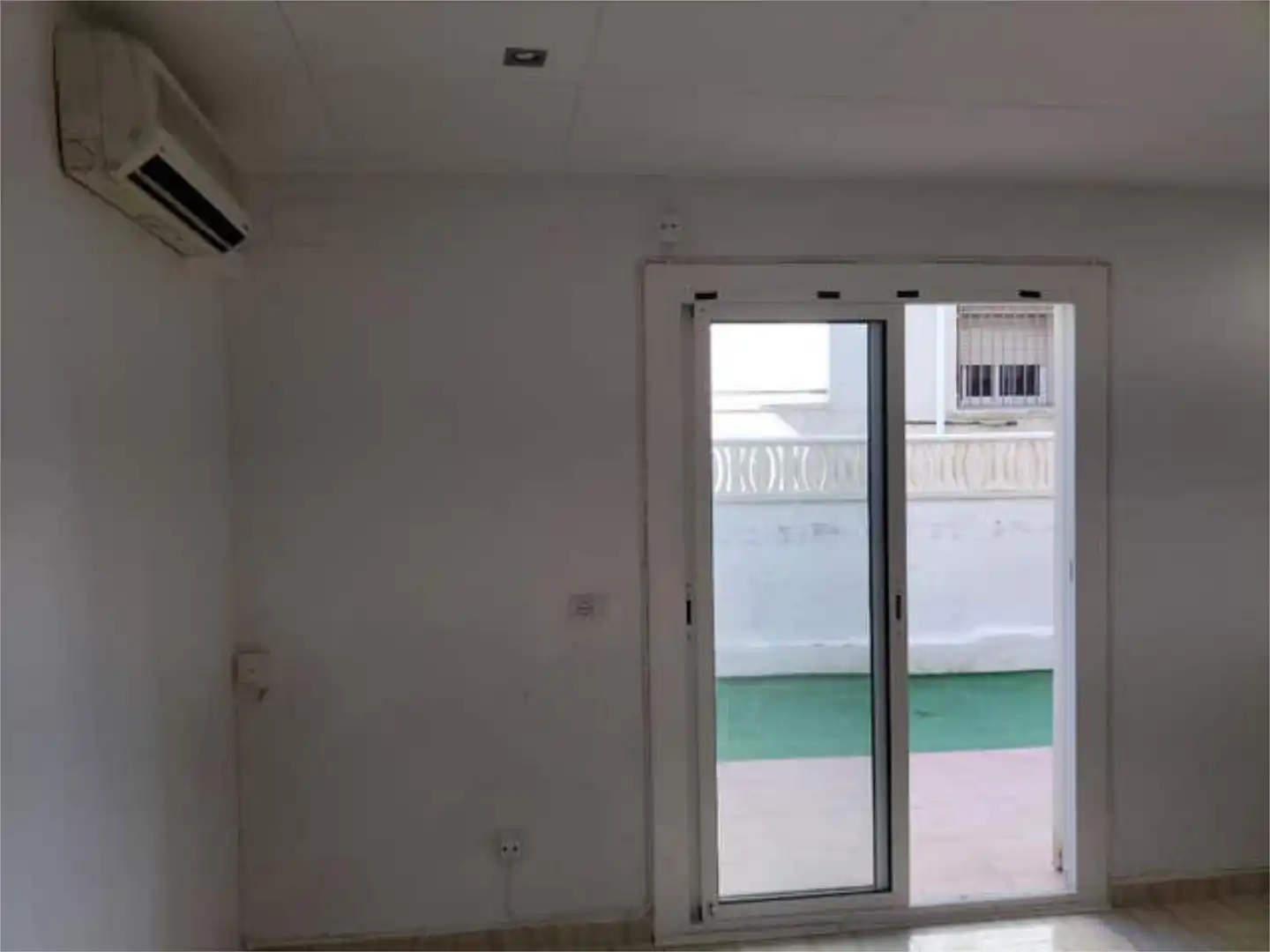Piso en venta en Cunit Residencial Terraza de Piso en venta en Cunit con Calefacción y Terraza