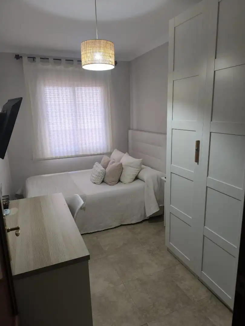 Bedroom of Flat for sale in Martos  with Air Conditioner, Heating and Terrace