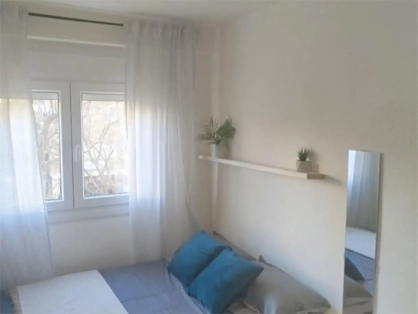Flat for rent in Calle Periodista Luis de Vicente, 9, Cartuja Bedroom of Flat for rent in Granada with Air Conditioner, Furnished and Balcony