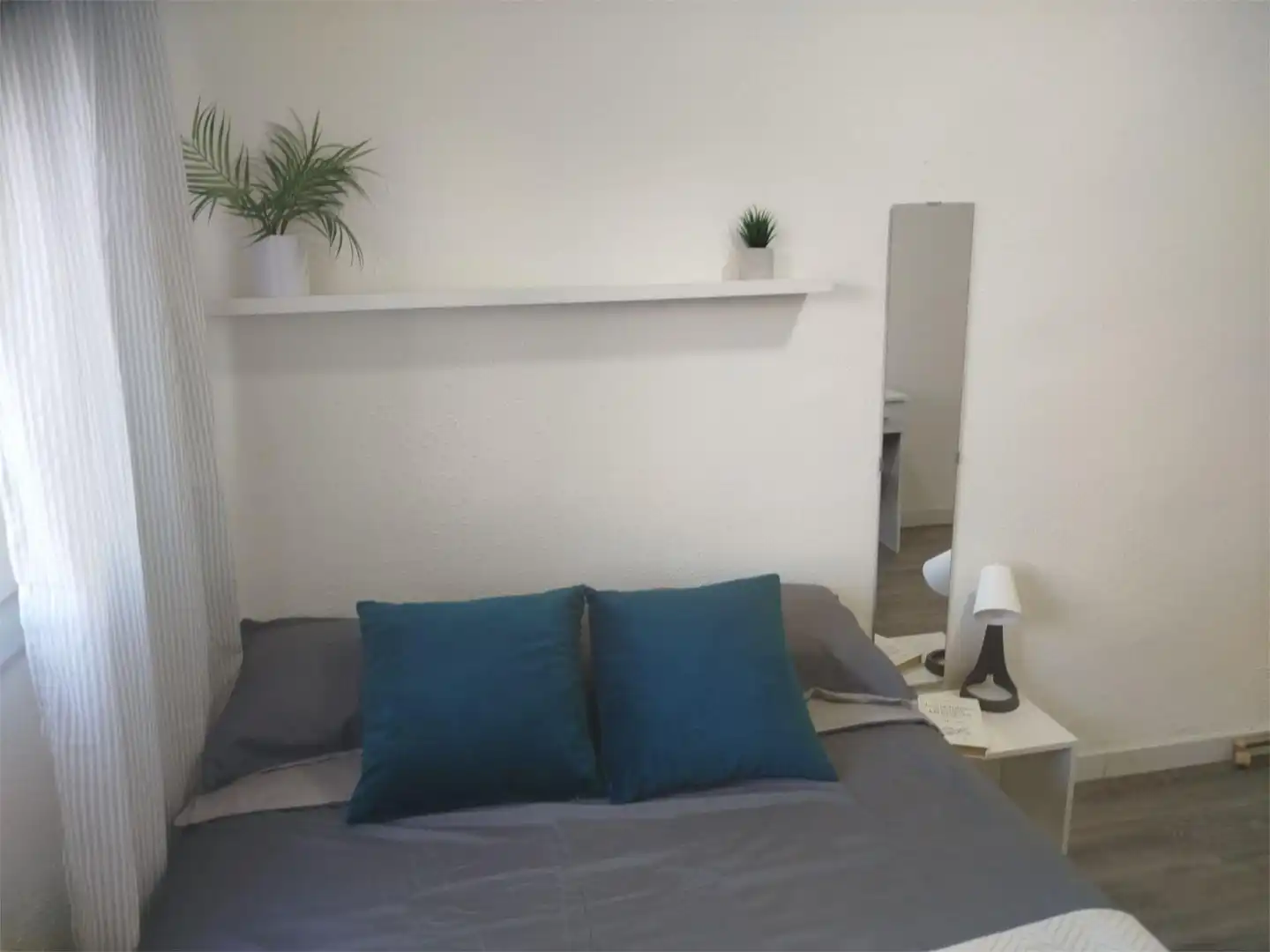 Flat for rent in Calle Periodista Luis de Vicente, 9, Cartuja Bedroom of Flat for rent in Granada with Air Conditioner, Furnished and Balcony