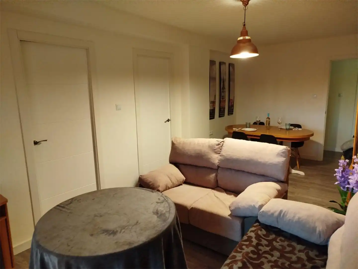 Flat for rent in Calle Periodista Luis de Vicente, 9, Cartuja Living room of Flat for rent in Granada with Air Conditioner, Furnished and Balcony