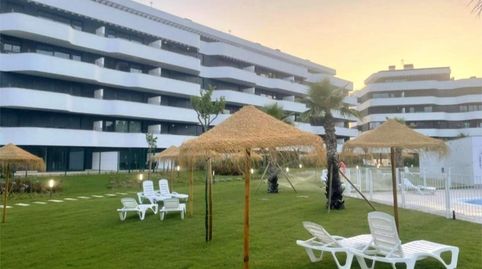 Foto 2 von Wohnung zur Miete in Avenida Mar de Alborán, 3, Los Álamos, Torremolinos