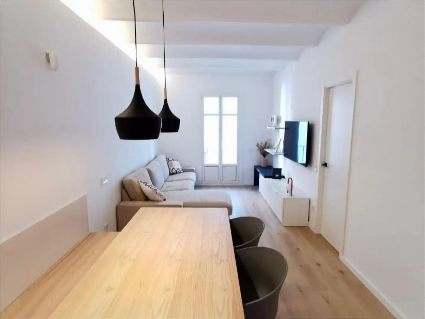 Flat for sale in Carrer de Munné, 9, Sants-Badal Living room of Flat for sale in Barcelona Capital with Air Conditioner and Balcony
